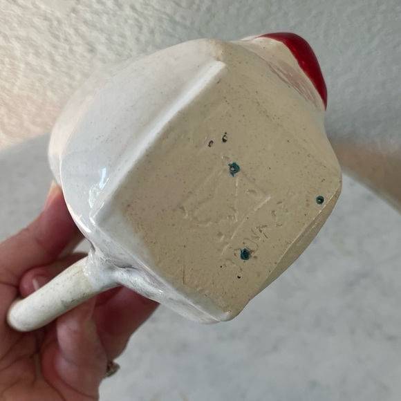 Handcrafted Nose and Lips Mug - Picture 8 of 8